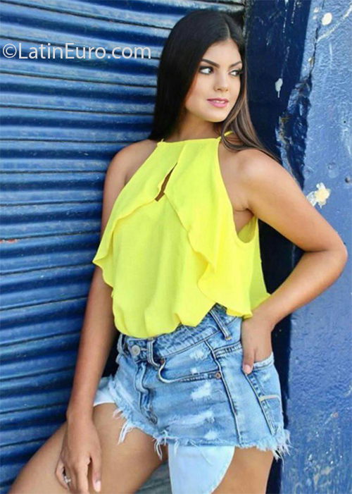 Date this georgeous Venezuela girl Marlen from Barquisimeto VE3435