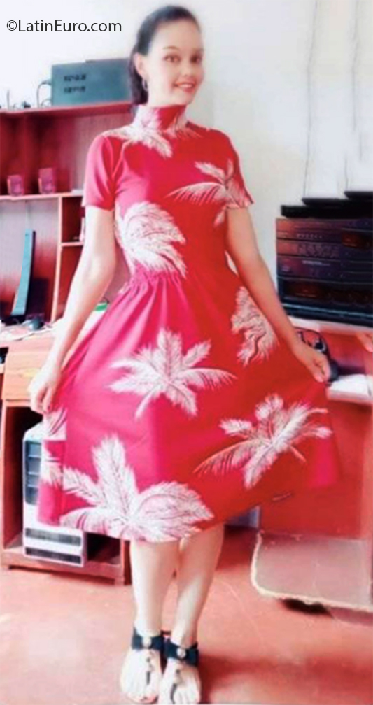 Date this tall Venezuela girl Lili from Tacrira VE3079