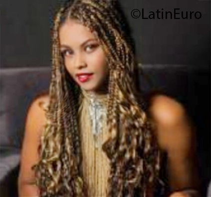 Date this fun Colombia girl Sofia from Bogota CO27046
