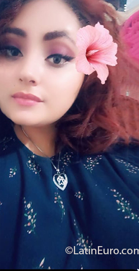 Date this athletic El Salvador girl Jazmin from San Salvador SV109