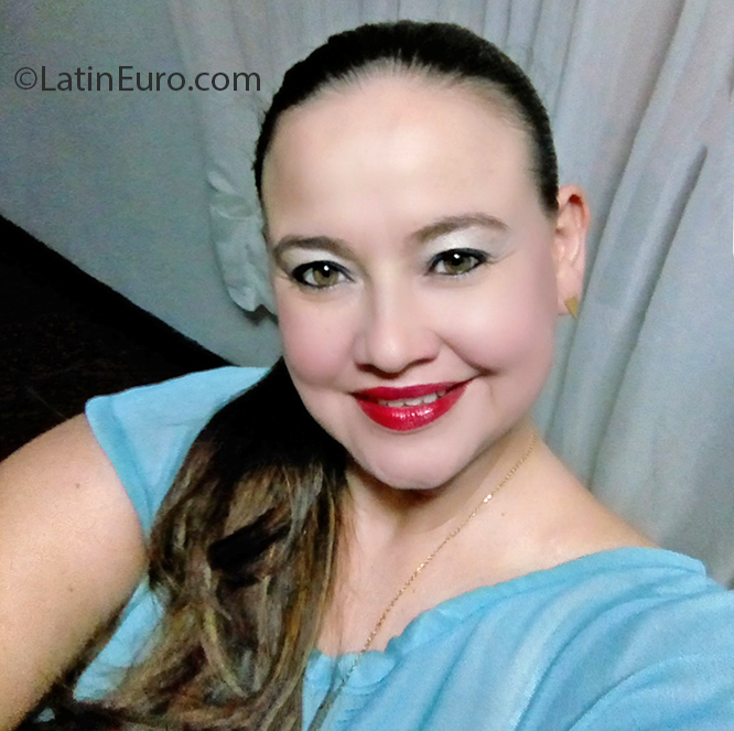 Date this tall Colombia girl Ana from Cucuta CO27085