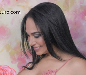 Date this voluptuous Dominican Republic girl Chanel from Santo Domingo DO37829