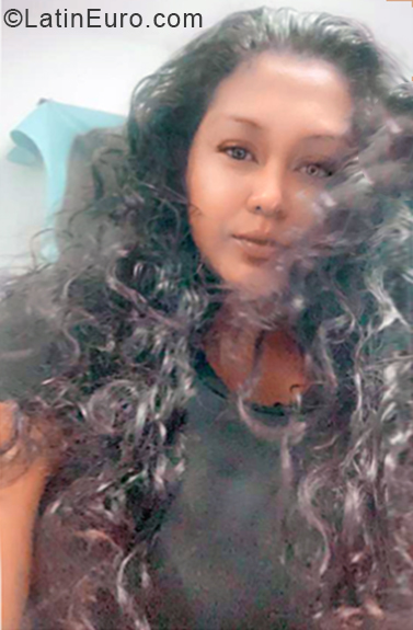 Date this beautiful Colombia girl Kelly from Barranquilla CO27122
