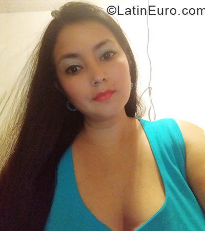 Date this delightful Venezuela girl Sandra from Carcas VE3121