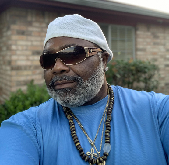 Date this athletic United States man Carlos from Houston US20734