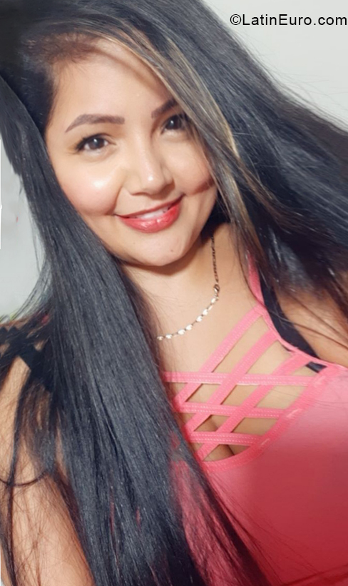 Date this passionate Colombia girl Karen from Bucaramanga CO27162