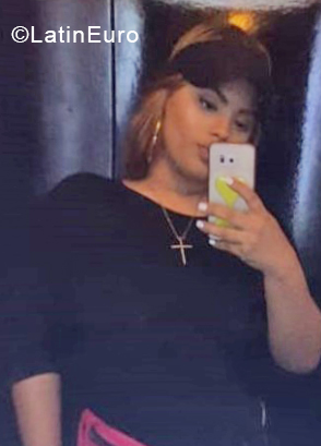 Date this funny Dominican Republic girl Geramy from Santiago DO37941