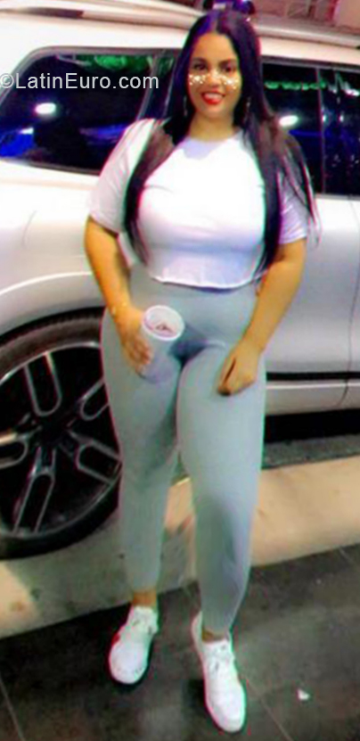 Date this charming Dominican Republic girl Michelle espina from Santiago DO37966