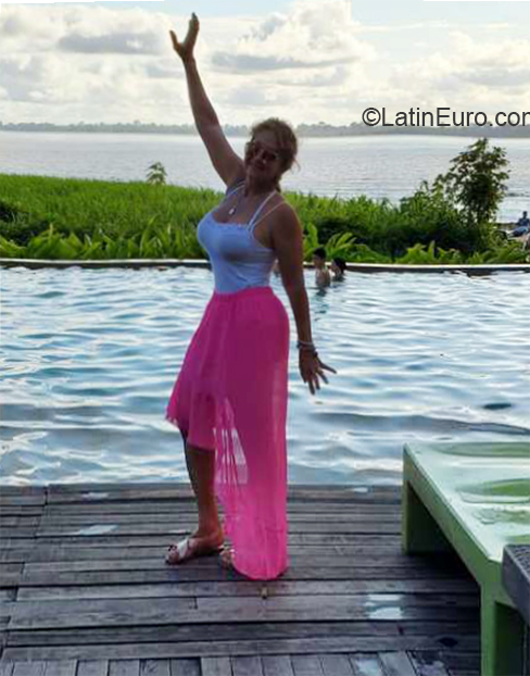 Date this passionate Colombia girl Miryan bustaman from Toro Valle Del Cauca CO27223