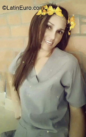 Date this hot Colombia girl Maria from Valledupar CO27334