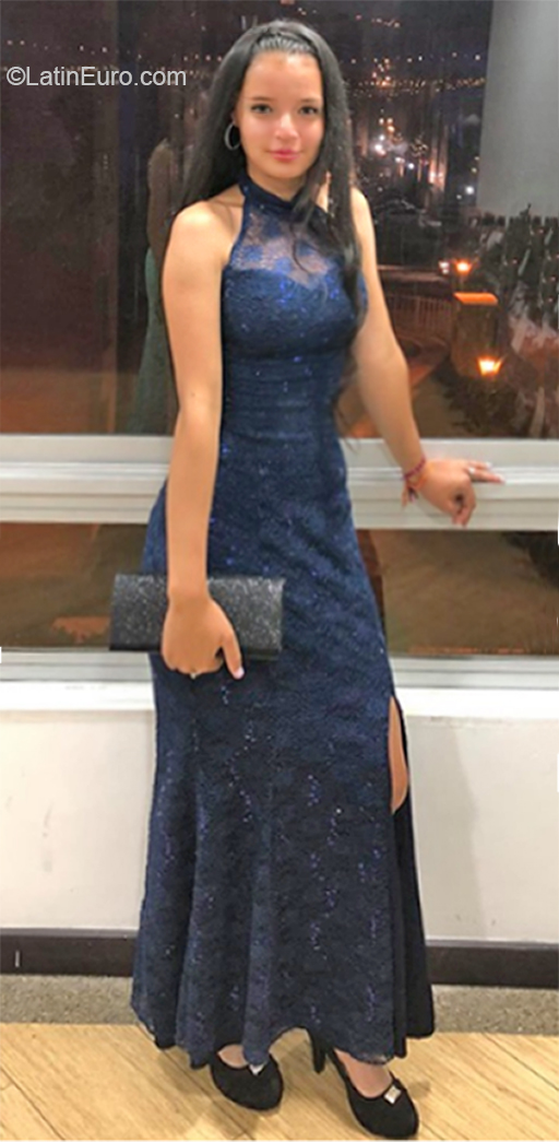 Date this hot Colombia girl Brigitte from Soacha CO27361