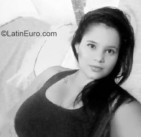 Date this funny Colombia girl Ana from Bucaramanga CO27382