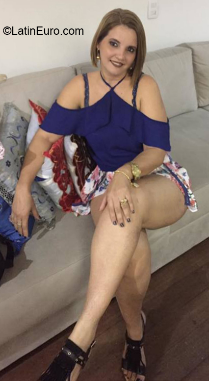 Date this good-looking Brazil girl Cintia rocha from Recife BR11166