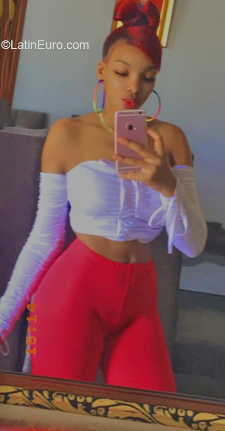 Date this passionate Dominican Republic girl Yafreisy from Santo Domingo DO38334