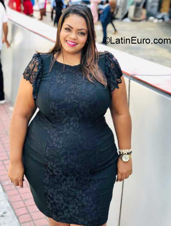 Date this pretty Dominican Republic girl Juana from Santiago DO38375