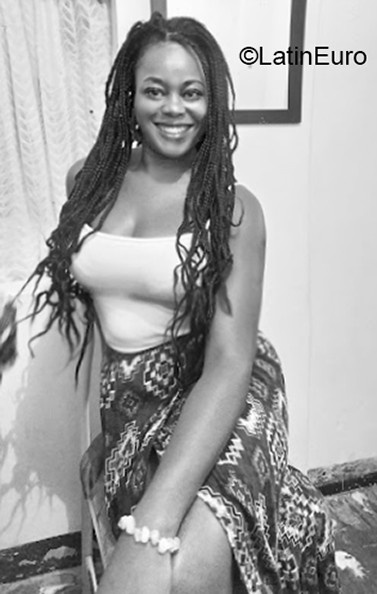 Date this good-looking Colombia girl Rosa from Medellin CO27749