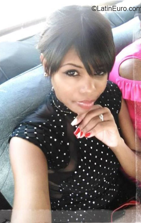 Date this lovely Cuba girl Tami from Havana CU697