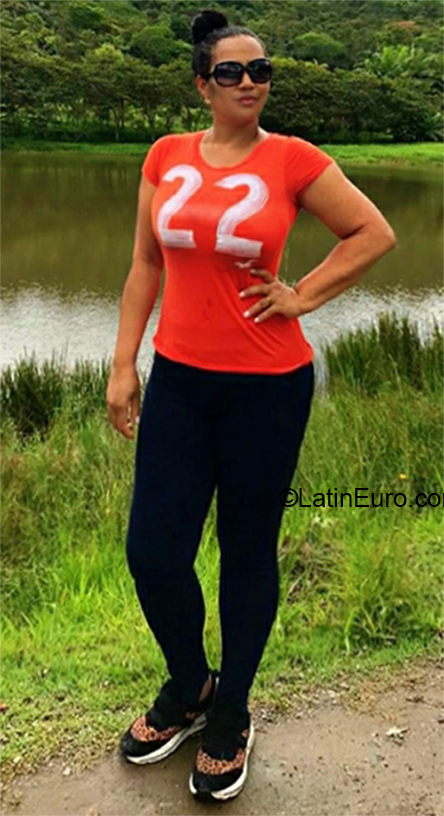 Date this stunning Brazil girl Miriam from Sao Paulo BR11195