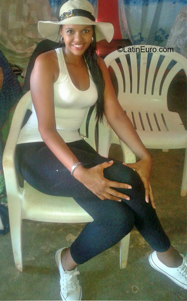 Date this exotic Venezuela girl Gradivis from Caracas VE3343