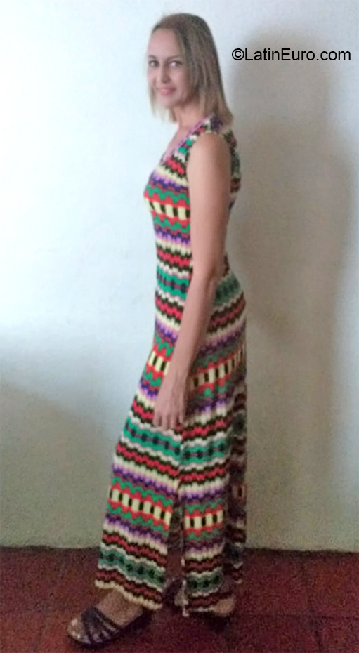 Date this beautiful Venezuela girl Mariluna from Barinas VE3345