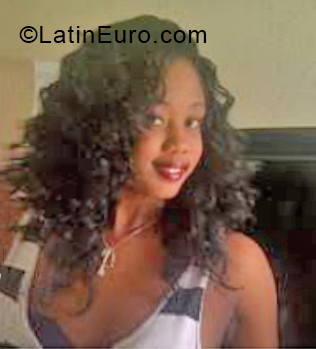Date this delightful Curacao girl Jesmaline from Willemstad CB11