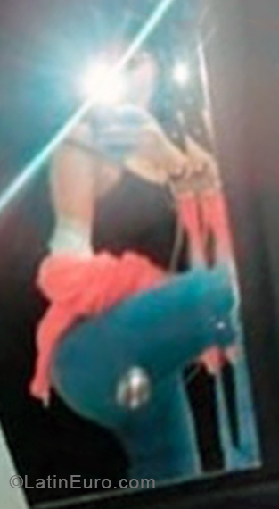 Date this fun Colombia girl Alejandra from Bogota CO28110
