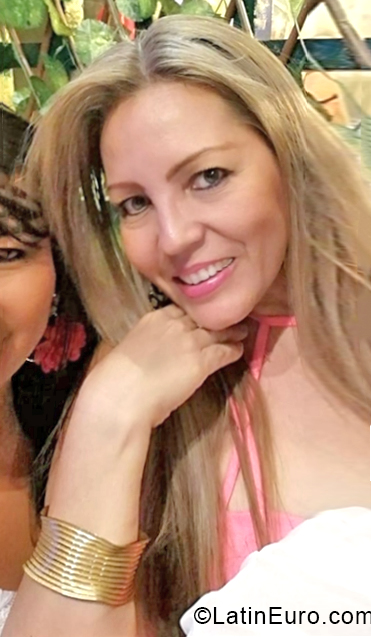 Date this beautiful Colombia girl Olga from Neiva CO28164