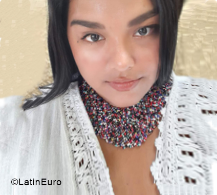 Date this passionate El Salvador girl Beatriz from San Salvador SV125