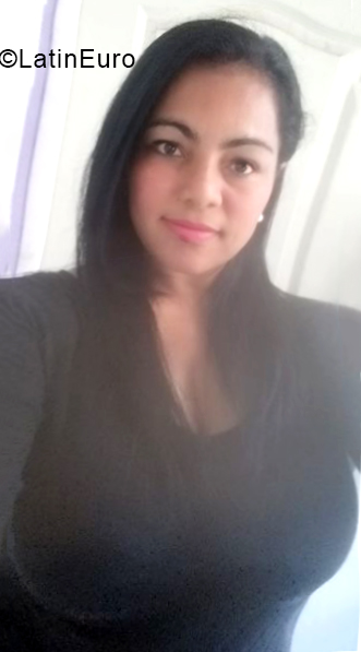 Date this stunning Peru girl Melissa from Lima PE1864