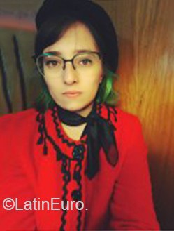 Date this pretty Argentina girl Emma from Cordoba AR542