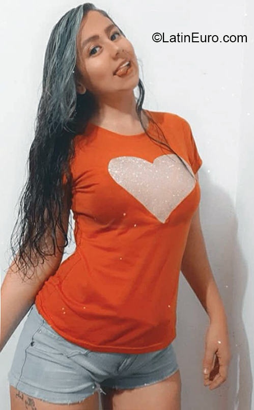 Date this young Colombia girl Nata from Valledupar CO28591