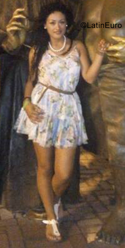 Date this lovely Colombia girl LEIRA from Bogota CO28724