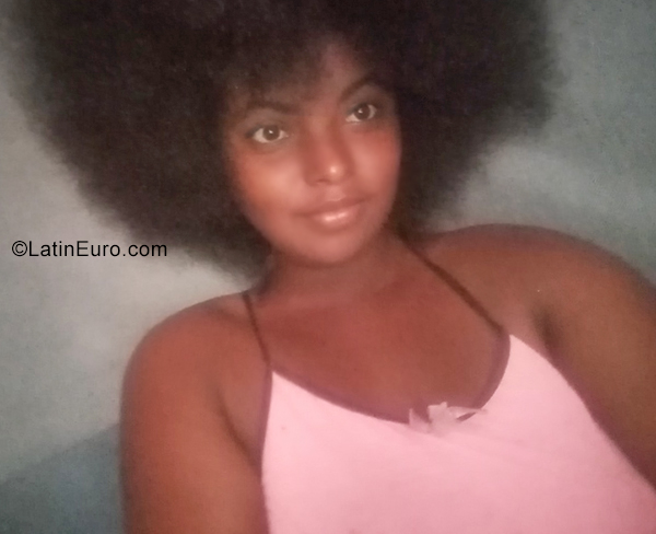 Date this cute Costa Rica girl Jahanuari from Limon CR422