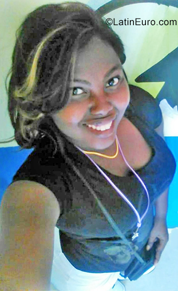 Date this young Dominican Republic girl Mari Elena from Santo Domingo DO38919