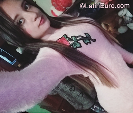 Date this tall Colombia girl Paola from Bogotá CO28965