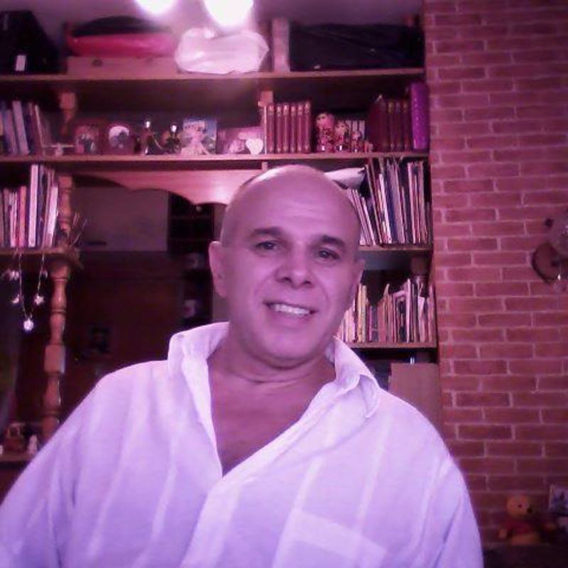Date this gorgeous Argentina man Flavio from Buenos Aires AR617