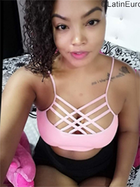 Date this young Colombia girl Fanny from Cali CO29126