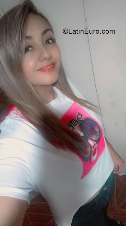 Date this sultry Colombia girl Paula from Manizales CO29174