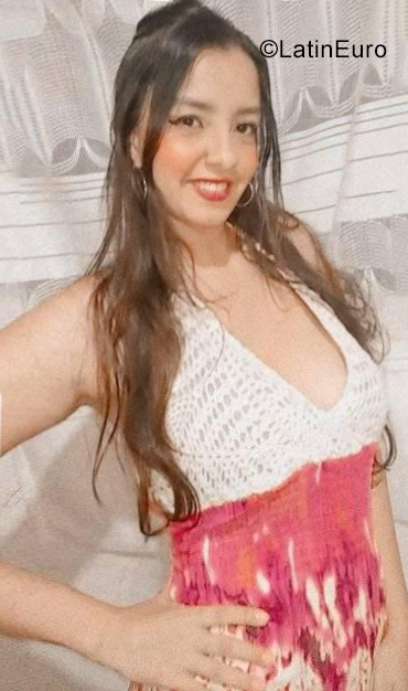 Date this young Venezuela girl Yolanda from Caracas VE3682