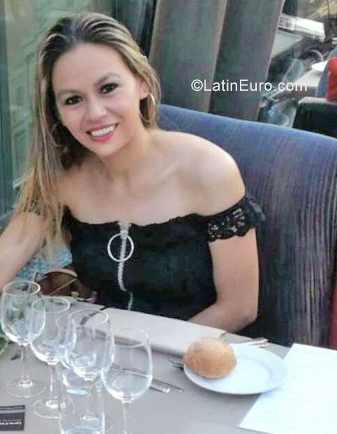 Date this good-looking Norway girl Milena from Oslo NO230