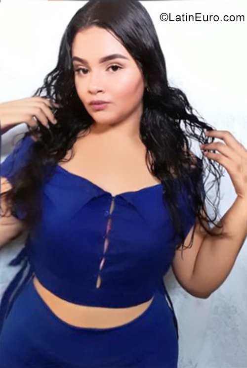 Date this exotic Nicaragua girl Mayerling from Leon NI275