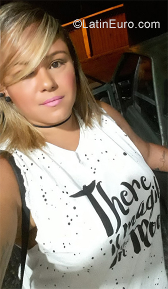 Date this delightful Brazil girl Poliana from Lagoa Santa BR11318