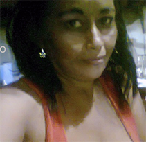 Date this happy Venezuela girl Roxana from Barcelona. VE3733
