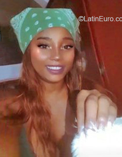 Date this passionate Colombia girl Alejandra from Cali CO29802