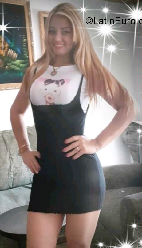 Date this cute Venezuela girl Gerdriana from Caracas VE3869
