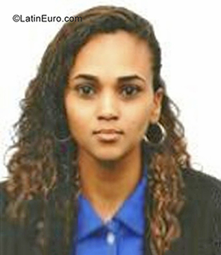 Date this young Dominican Republic girl Danna from Santo Domingo DO39652