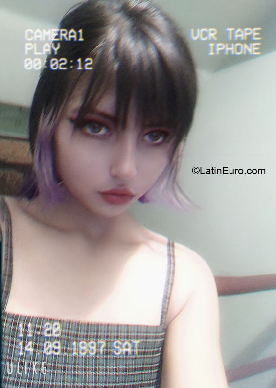 Date this good-looking Bolivia girl Yeremi from Cochabamba BO120