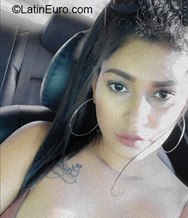 Date this pretty Dominican Republic girl Vianna from Puerto Plata DO39734