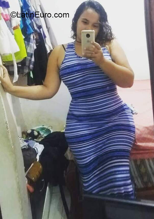 Date this sensual Colombia girl Janni from Santa Marta CO30054