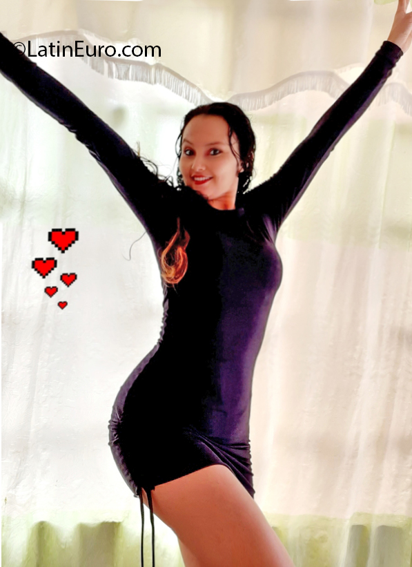 Date this tall Colombia girl Johanna from Ibague CO30107